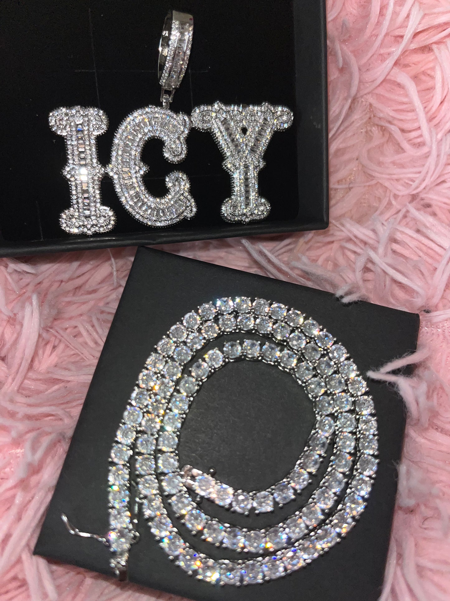 icy custom chain