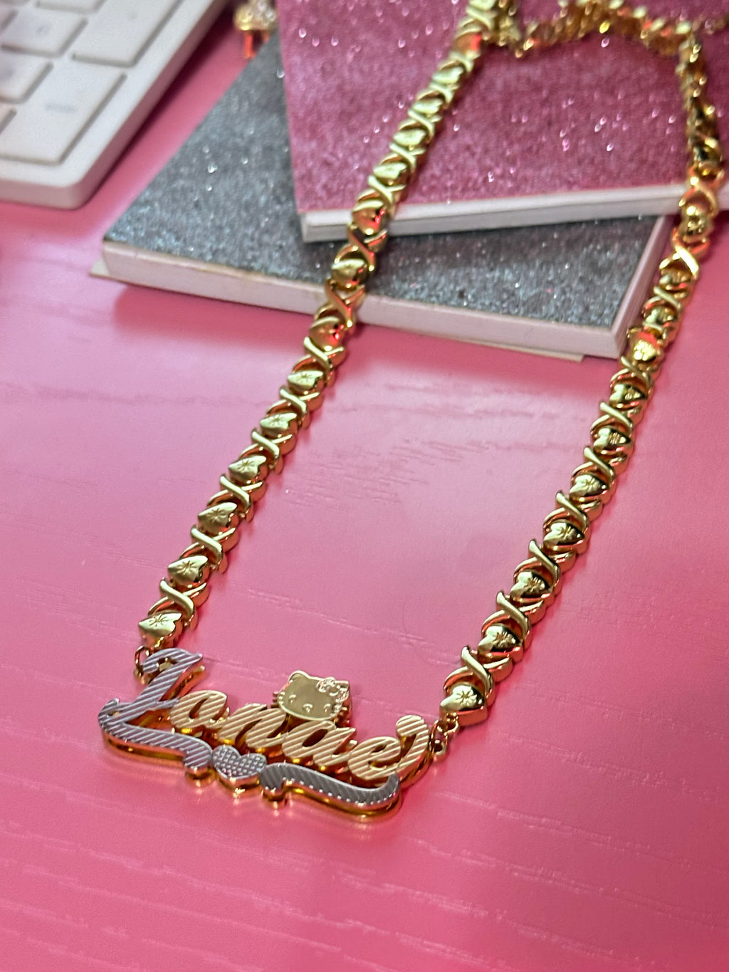 Kitty xo 3d nameplate