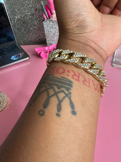 Thick Cuban bracelet