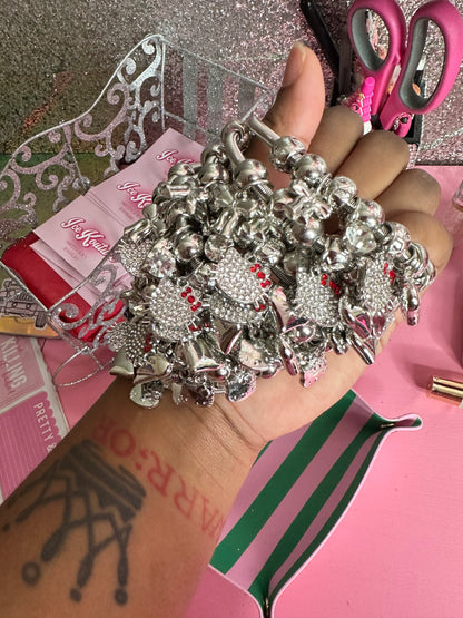 Kitty charm bracelet