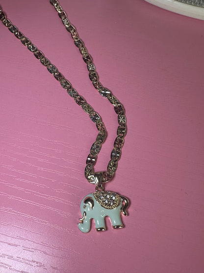 Tri gold elephant necklace