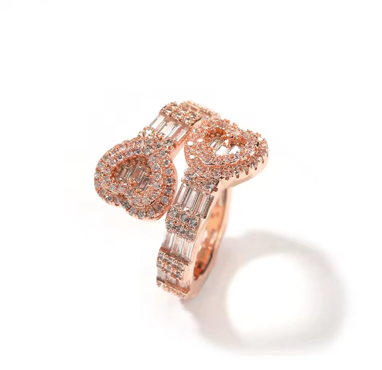 Heart baguette ring