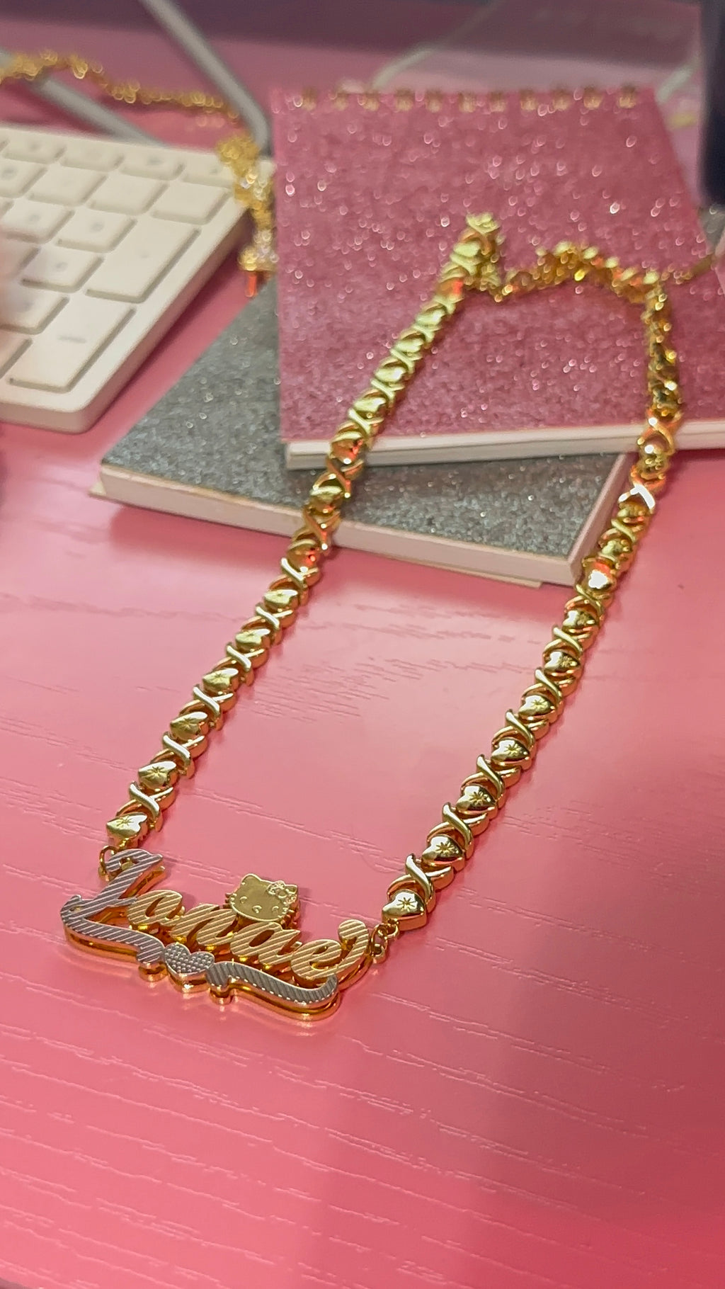 Kitty xo 3d nameplate